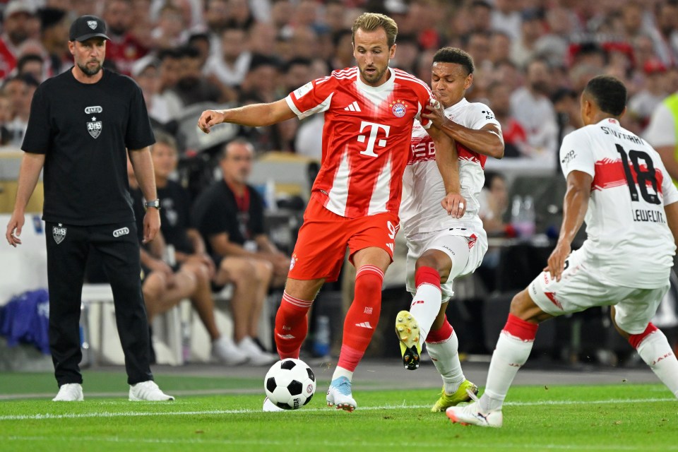 他被拜仁求, un, 拜仁慕尼黑