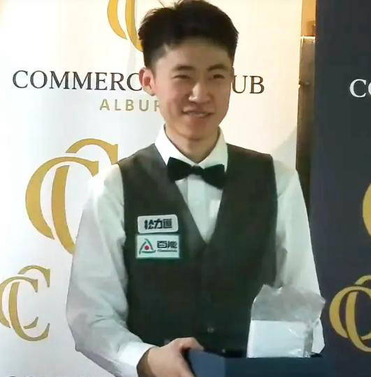 波兰新秀科, 败了马克