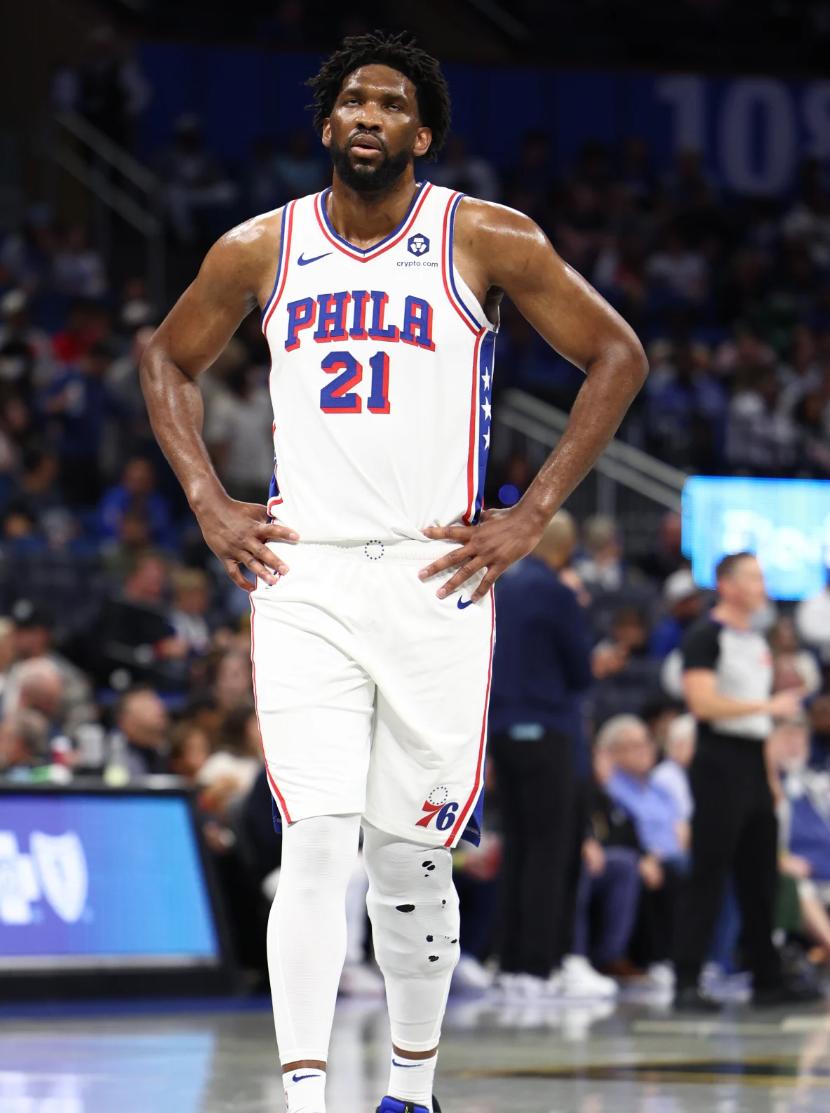 恩比德的左, 场接受了 恩比德的左, 场接受了