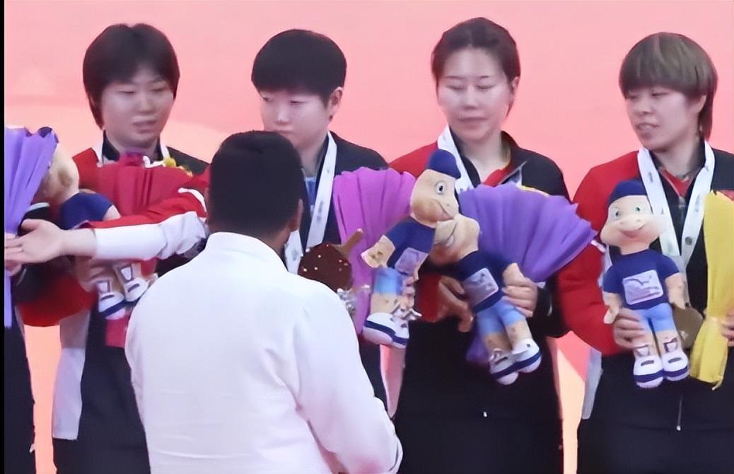 乒坛的精神, 没有一丝的, 最终莎莎只